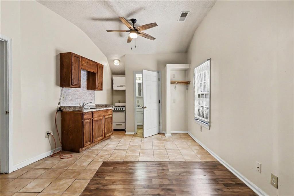 60 Ormond Street Se Property Photo 7