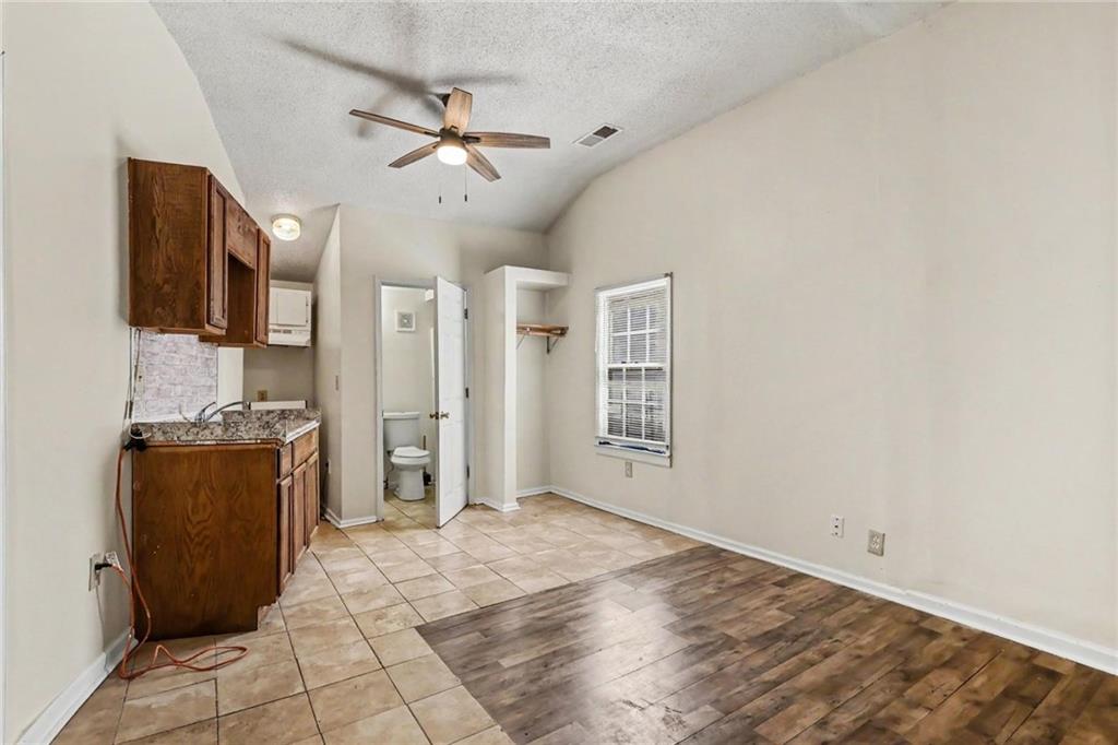 60 Ormond Street Se Property Photo 8