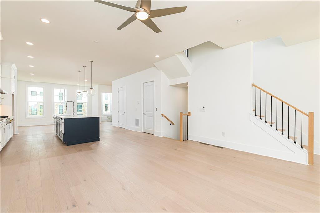 2054 Lanier Grove Property Photo 15