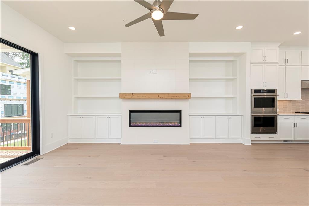 2054 Lanier Grove Property Photo 18