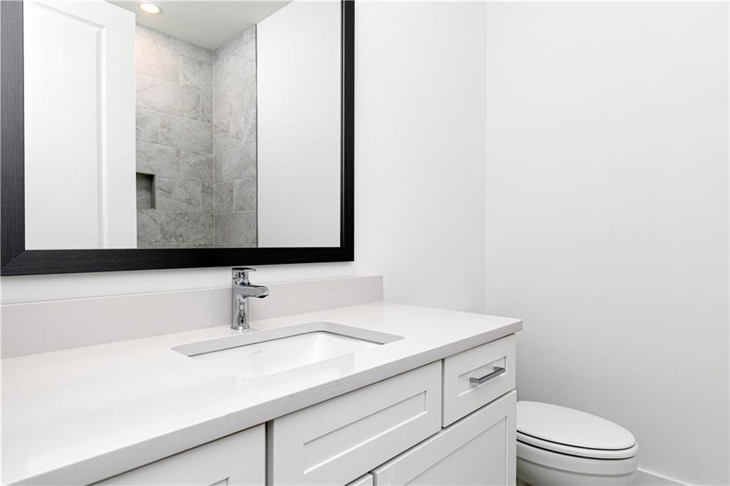 2054 Lanier Grove Property Photo 30