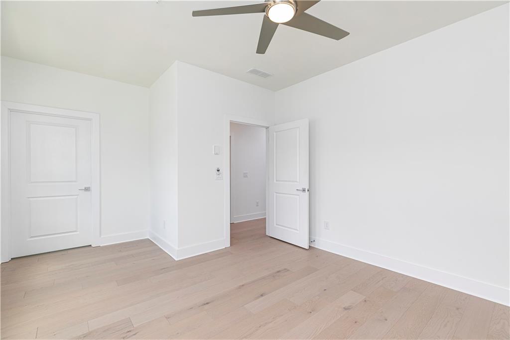2054 Lanier Grove Property Photo 32
