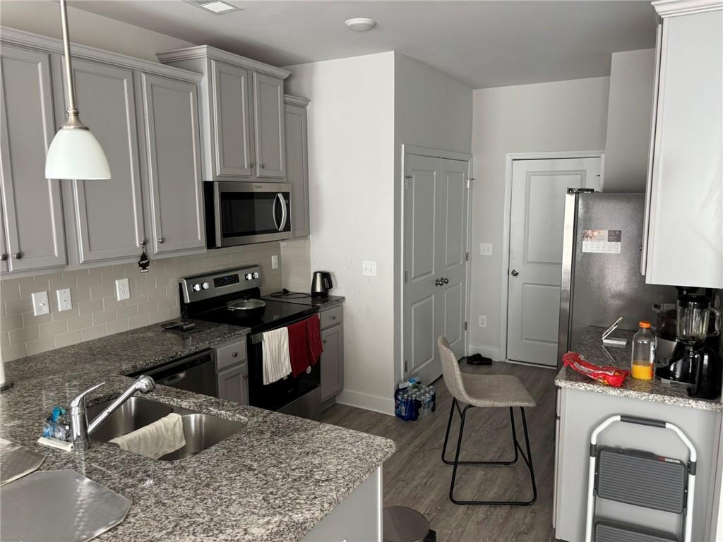 11208 Benton Loop Property Photo 5
