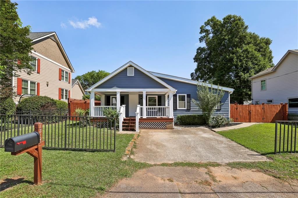 1519 Mercer Avenue Property Photo 1