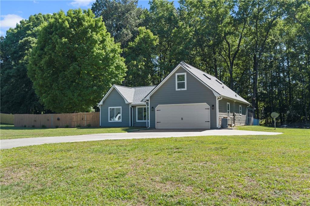 1768 Floye Drive Property Photo 2
