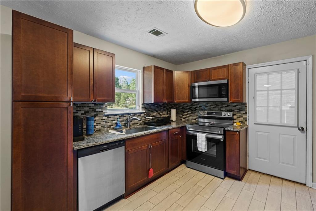1768 Floye Drive Property Photo 9
