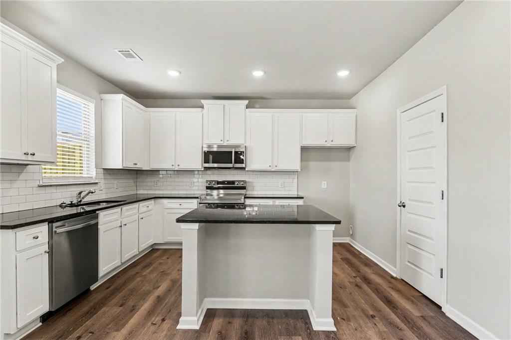 105 Mcentyre Court Property Photo 10