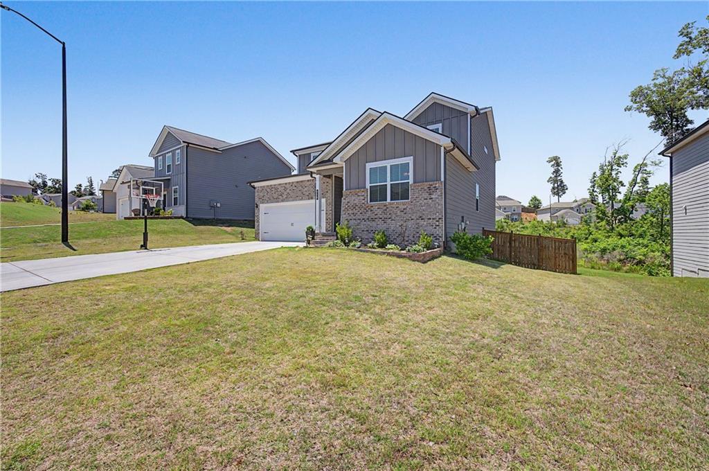 215 Summit Pointe Drive Property Photo 6