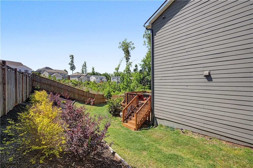 215 Summit Pointe Drive Property Photo 41