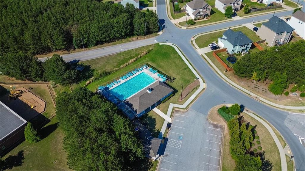 215 Summit Pointe Drive Property Photo 52
