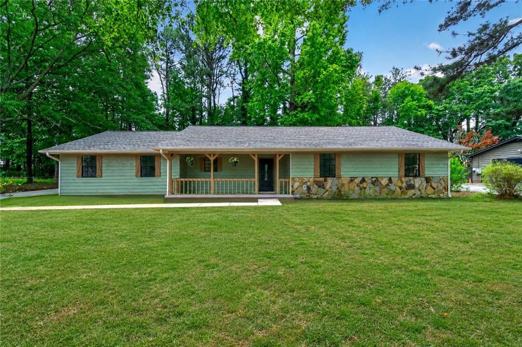 1903 Old Concord Drive SE