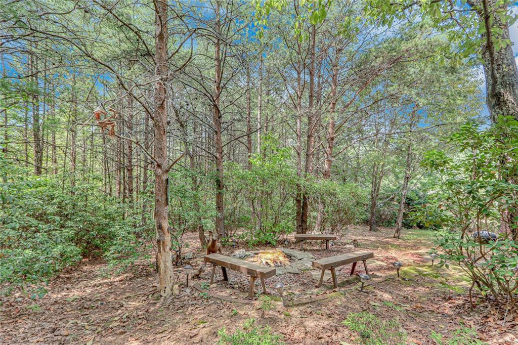482 Monroe Ridge Road Property Photo 4