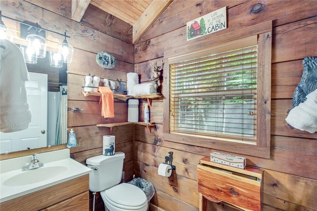 482 Monroe Ridge Road Property Photo 23