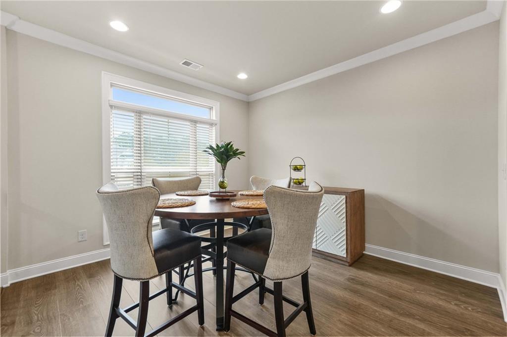 2207 Parkside Glen View Property Photo 14