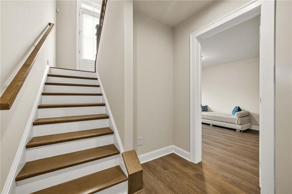 2207 Parkside Glen View Property Photo 32