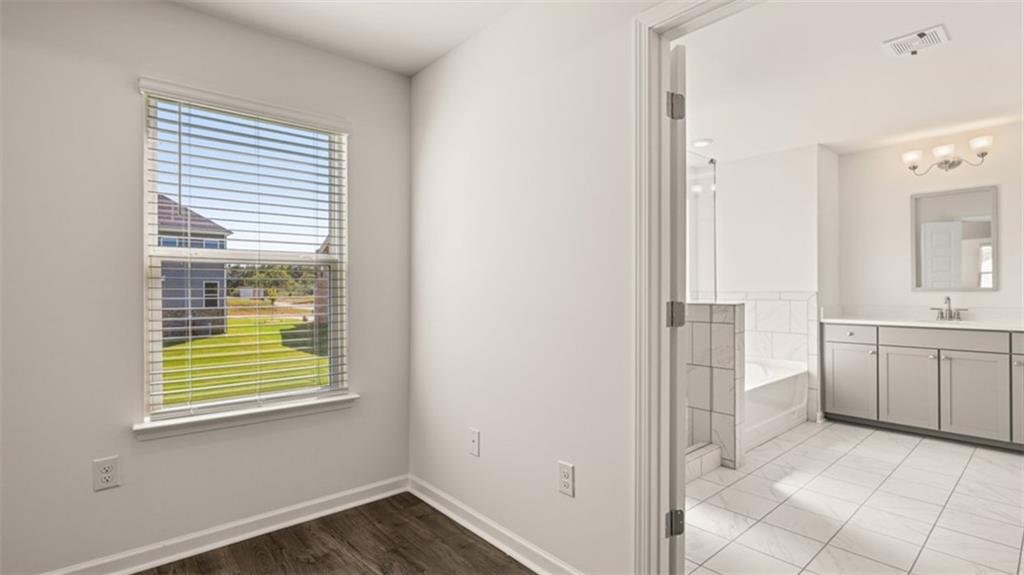 3786 Rivercrest Drive Property Photo 24
