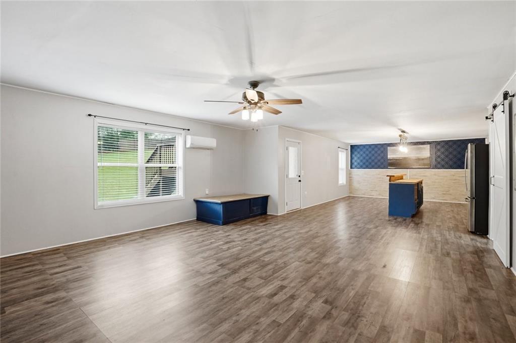1801 Sycamore Drive Property Photo 6