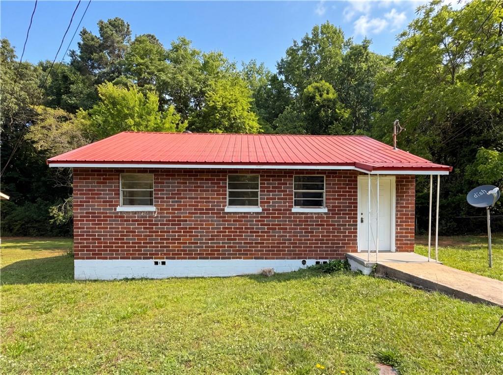 243 Glenn Street Property Photo 1