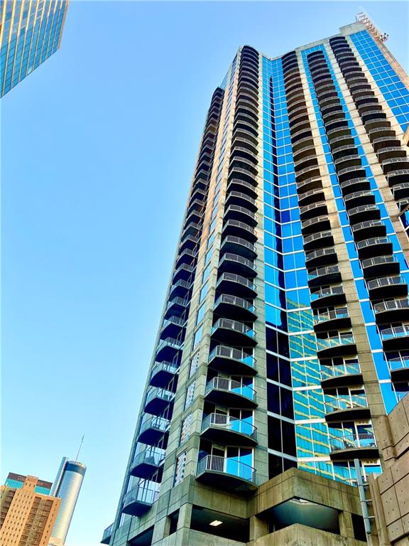 400 W Peachtree Street NW Unit 1804
