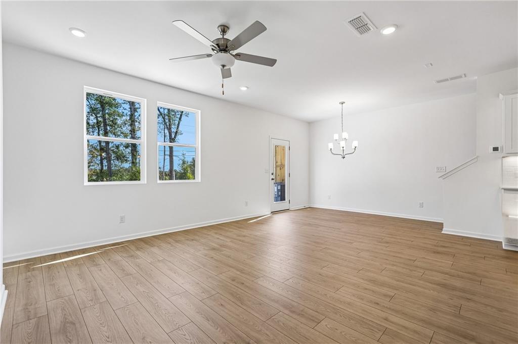 3695 Sagecrest Drive Property Photo 11