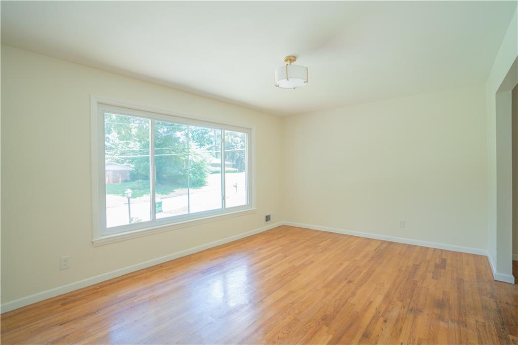 2524 Glenrock Drive Property Photo 3