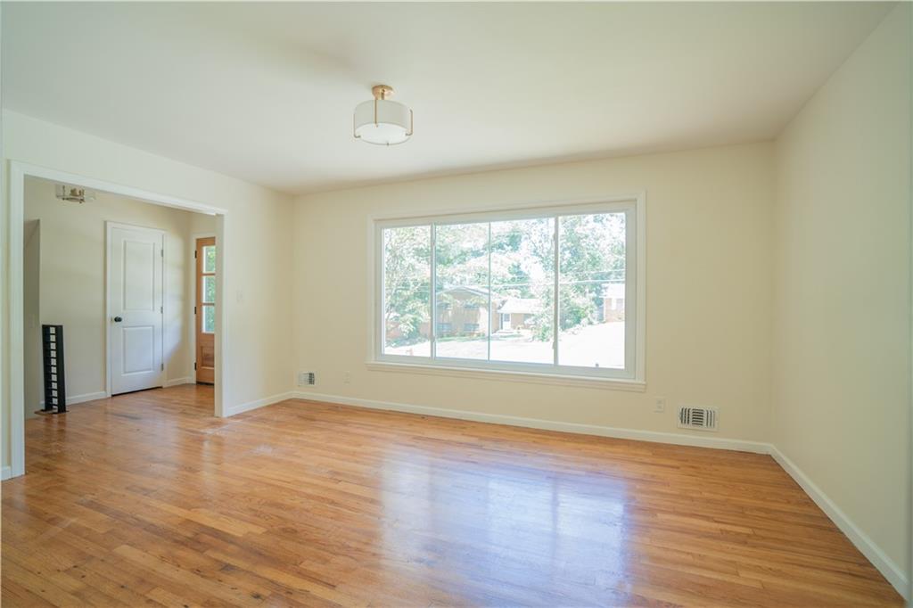 2524 Glenrock Drive Property Photo 4