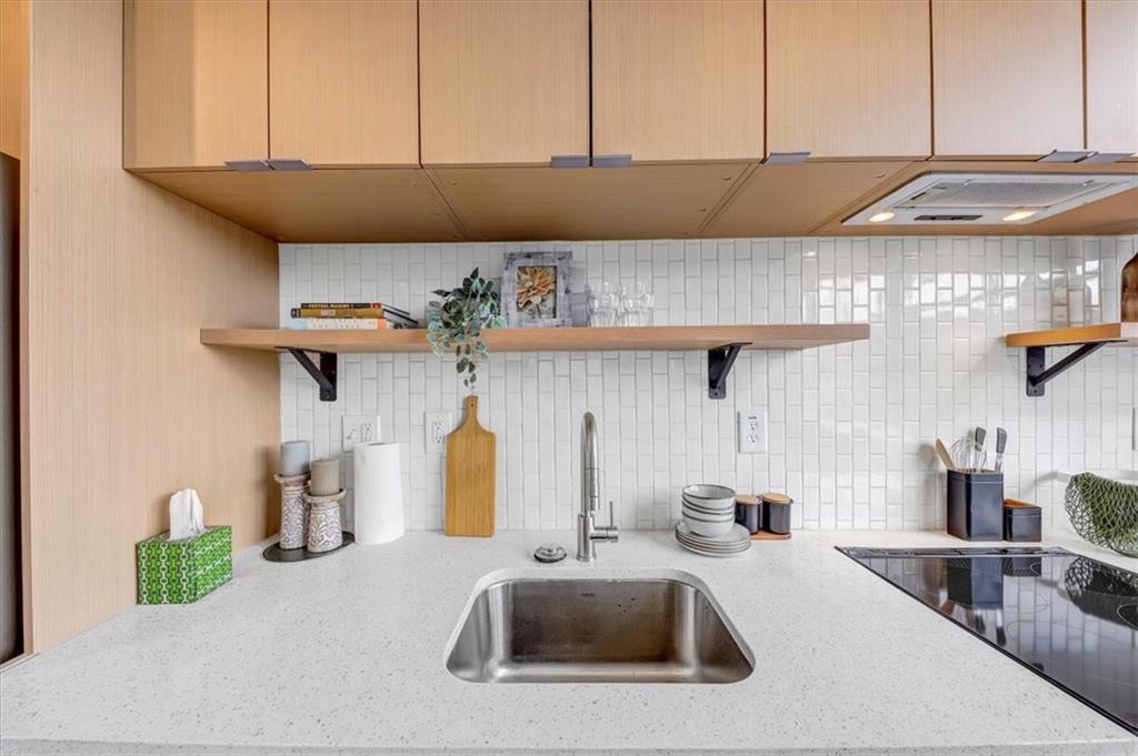 1805 Harvard Avenue Unit 205 Property Photo 7