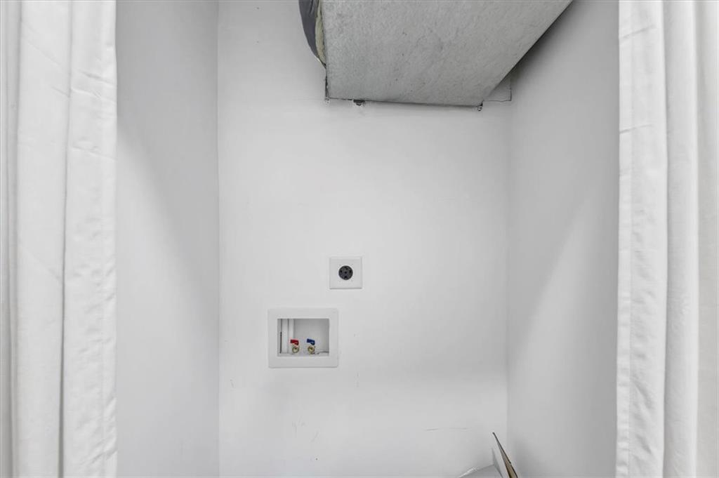 1805 Harvard Avenue Unit 205 Property Photo 19