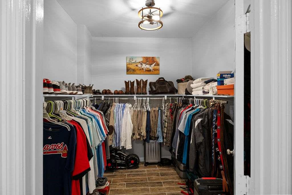 76 Shadow Lane Property Photo 26
