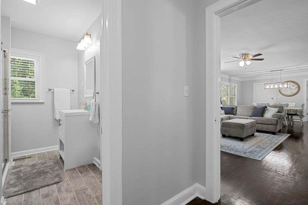 76 Shadow Lane Property Photo 28