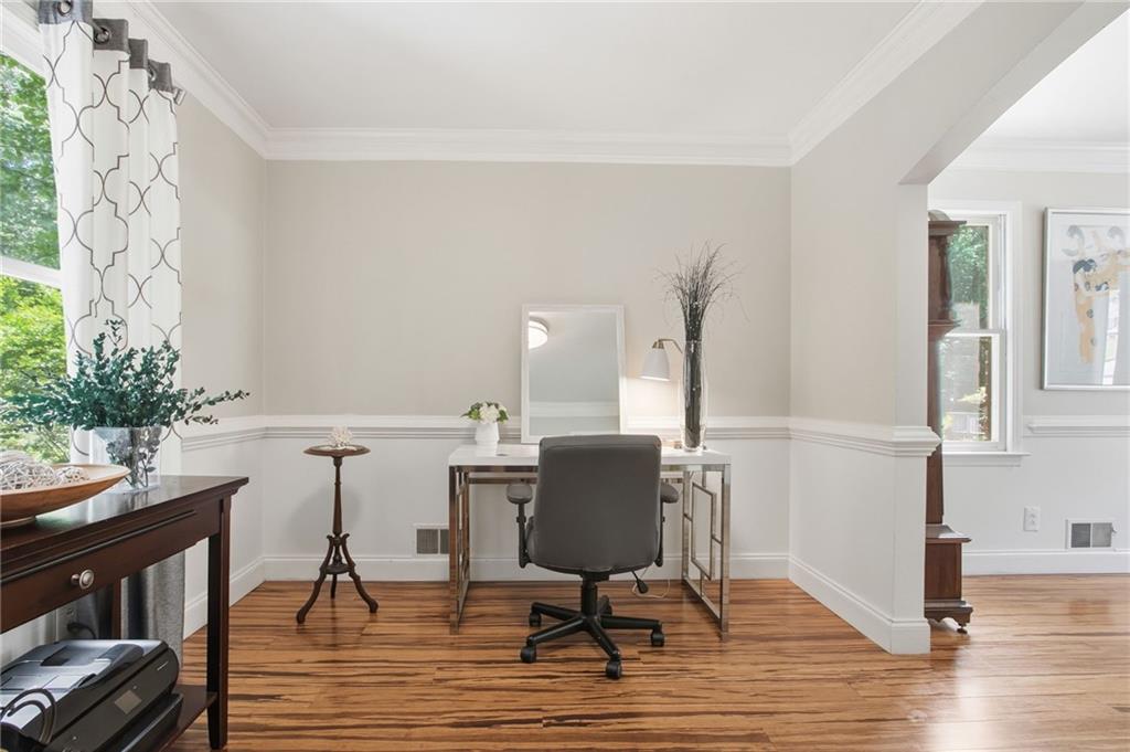 2590 Bentbrook Court Property Photo 11
