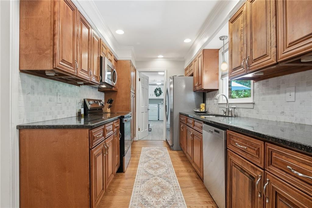 2590 Bentbrook Court Property Photo 14