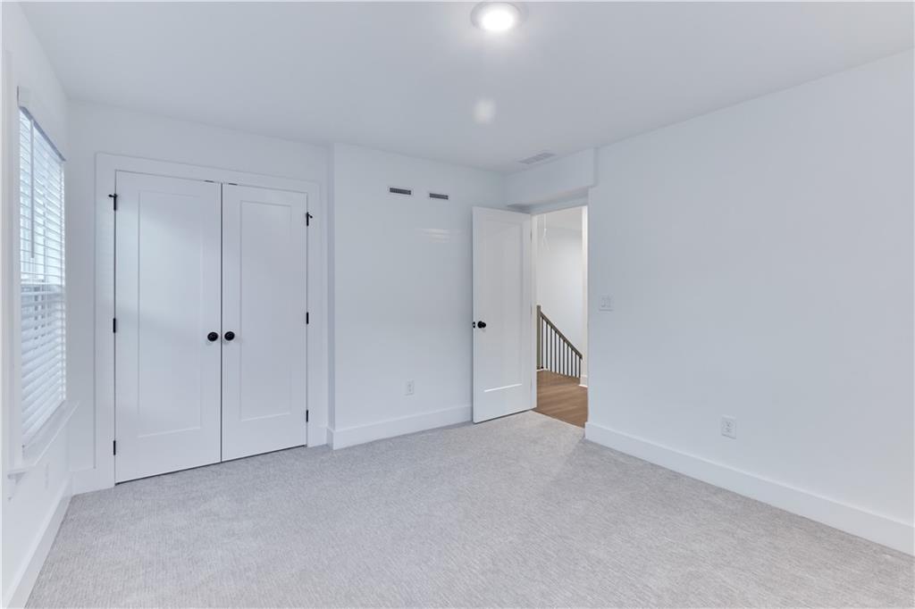 648 Avondale Park Circle Property Photo 30