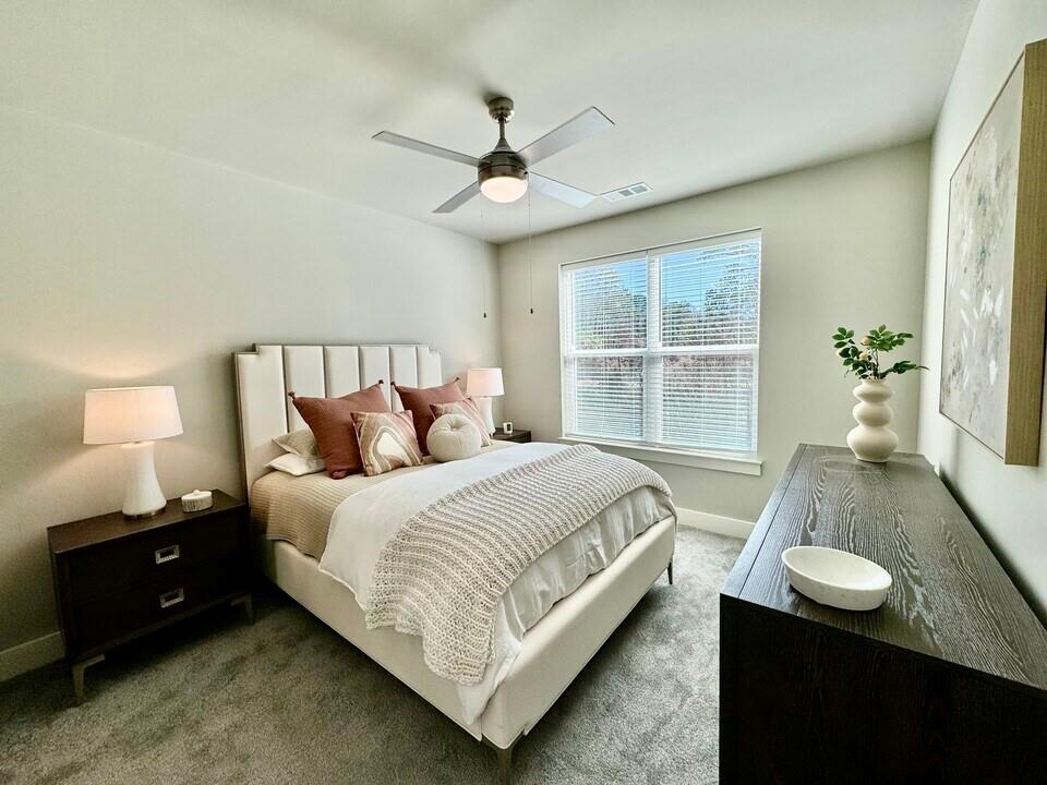 1875 Maple Drive Unit B2 Property Photo 22