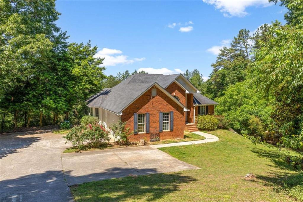 45 The Trail Se Property Photo 1