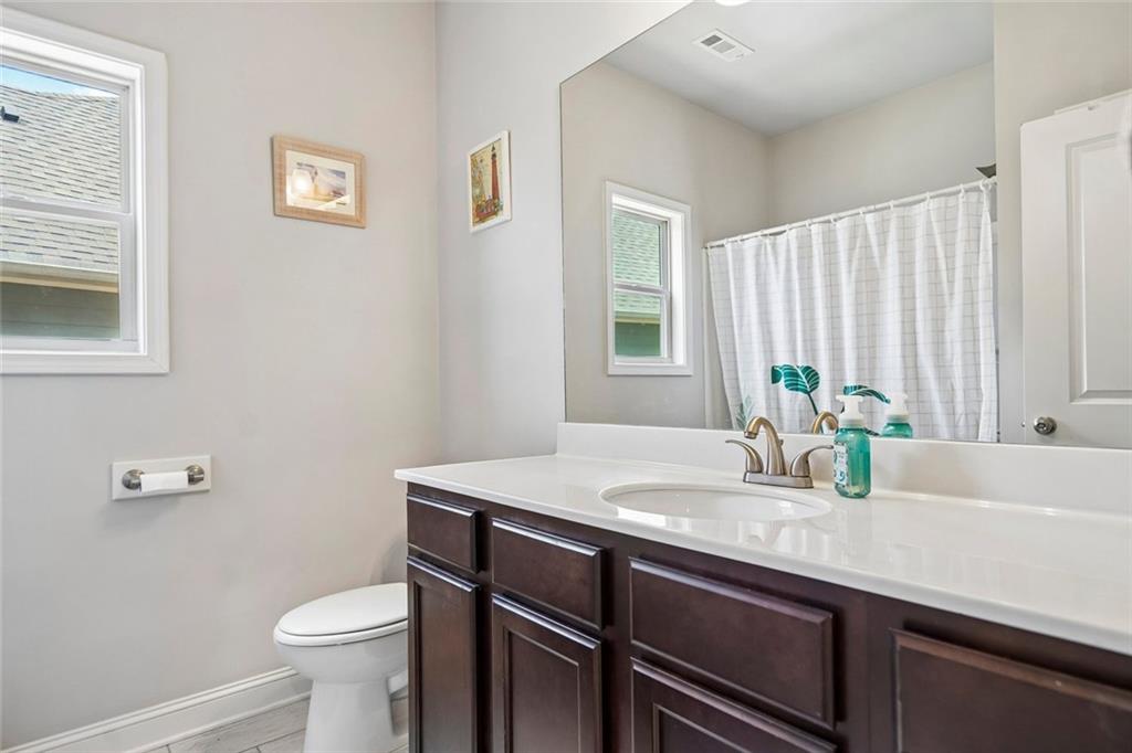 4601 Sweetwater Drive Property Photo 20