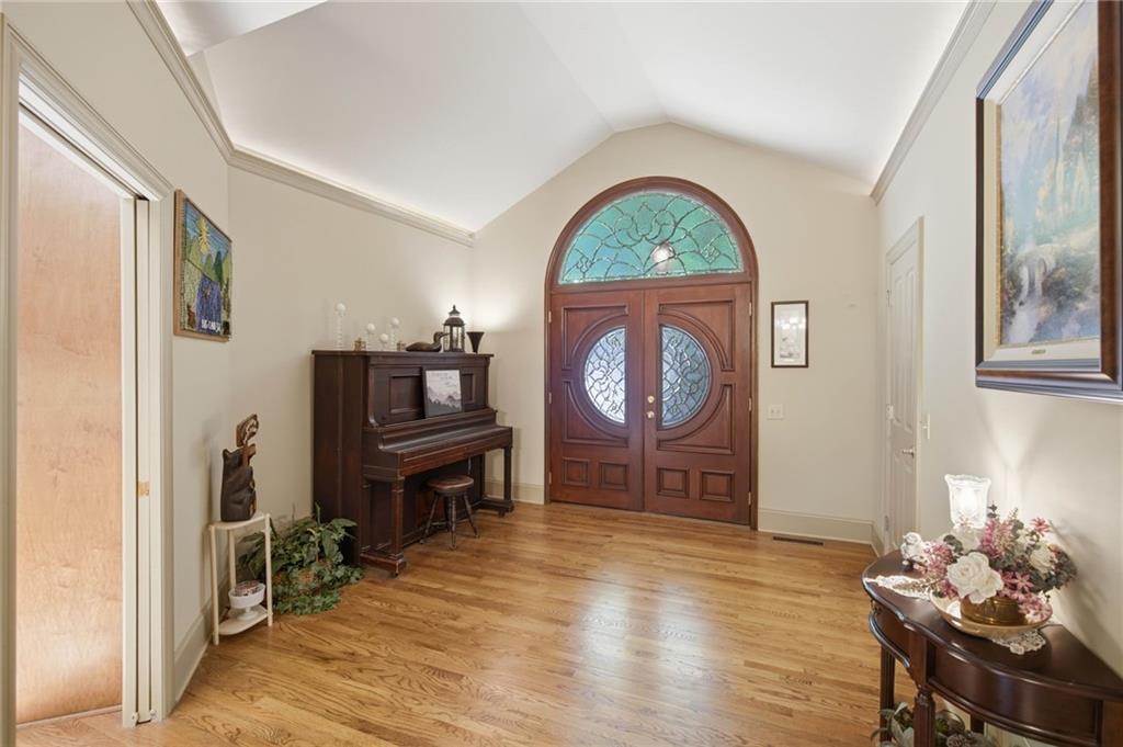 532 Cherokee Trail Property Photo 7