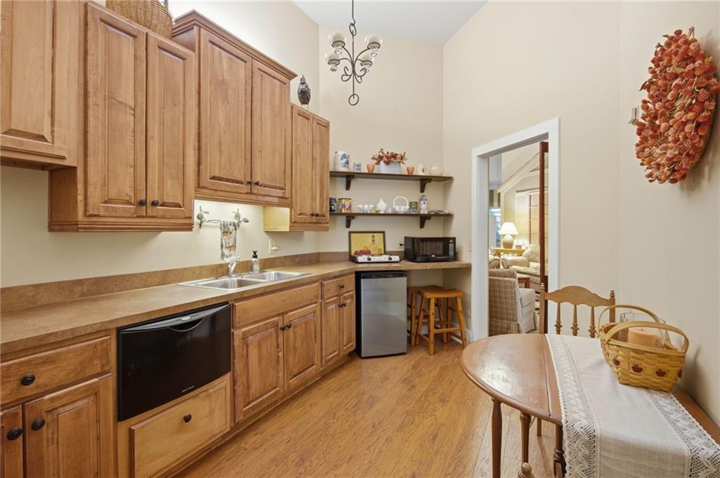 532 Cherokee Trail Property Photo 30