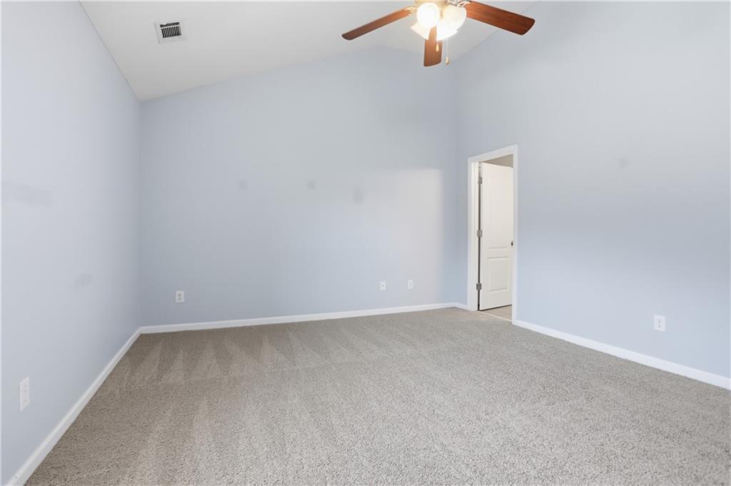 9518 Rushmore Circle Property Photo 4