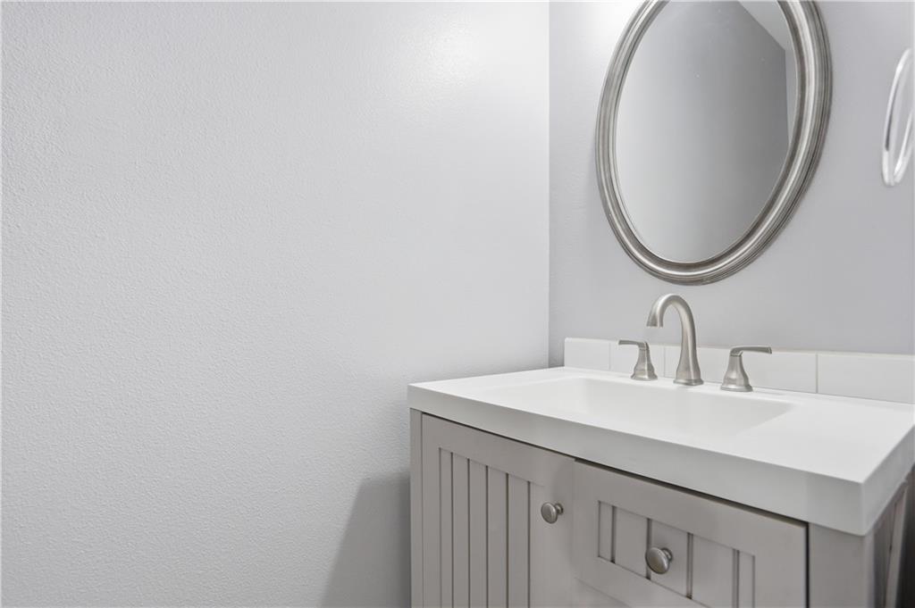 9518 Rushmore Circle Property Photo 24