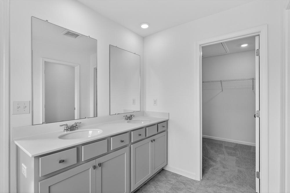 102 Epperly Way Property Photo 5
