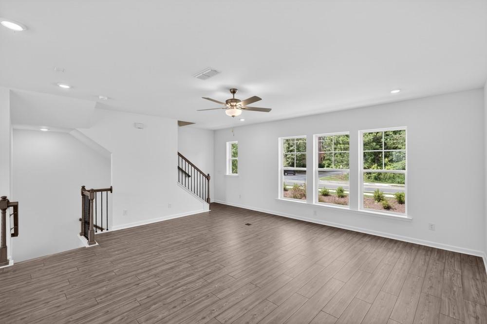 102 Epperly Way Property Photo 9