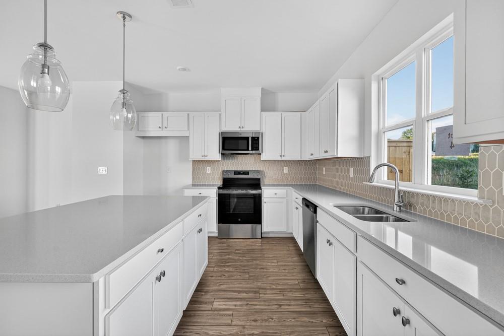 100 Epperly Way Property Photo 2
