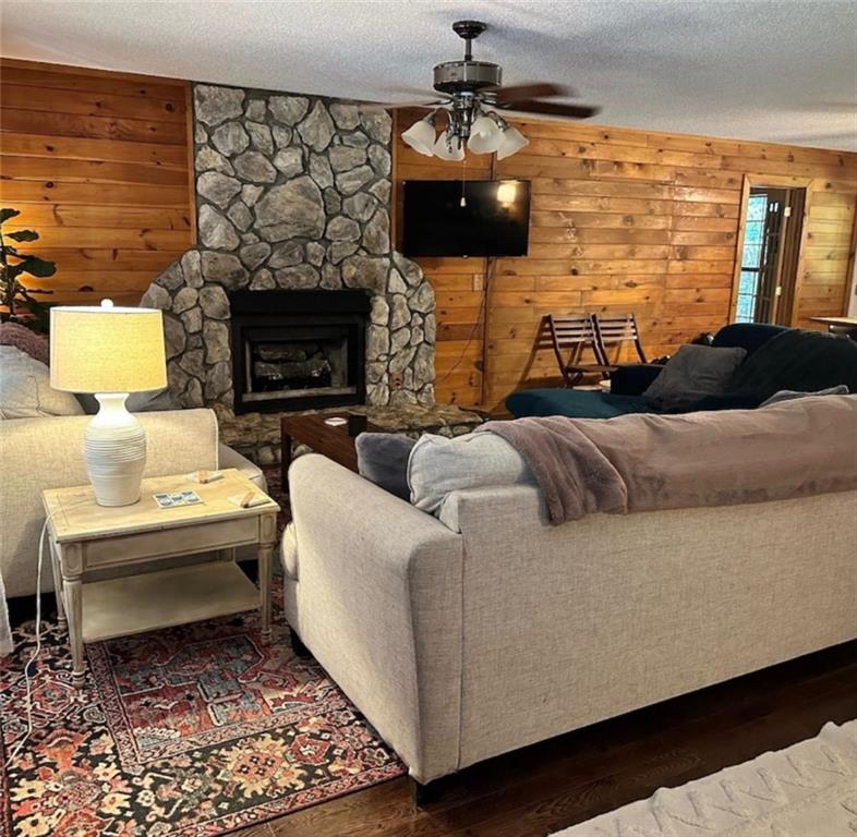 1704 Newport Drive Property Photo 20