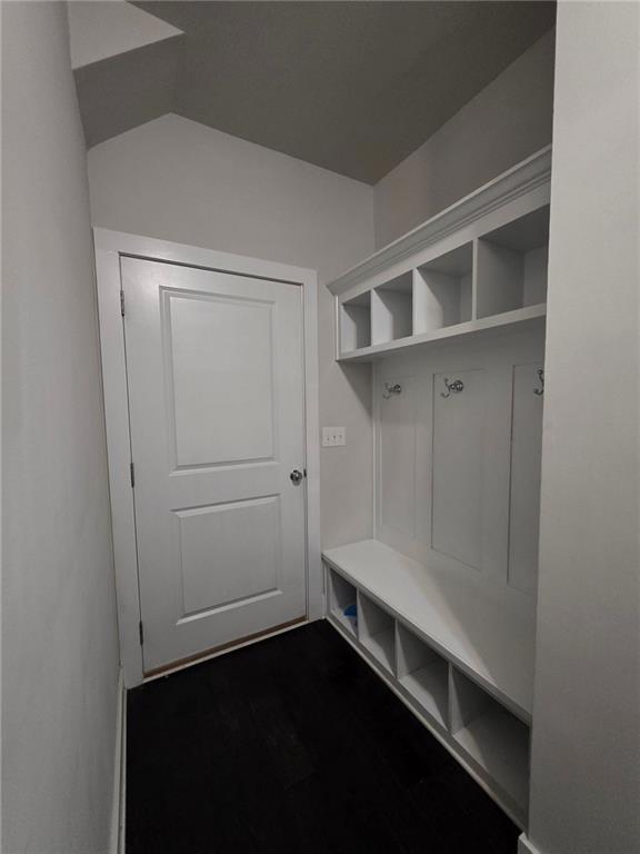 3779 Oxford Circle Property Photo 3