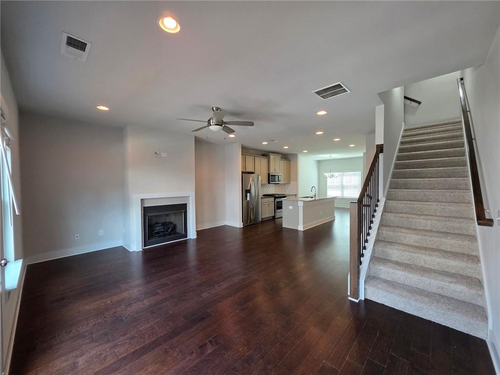 3779 Oxford Circle Property Photo 6