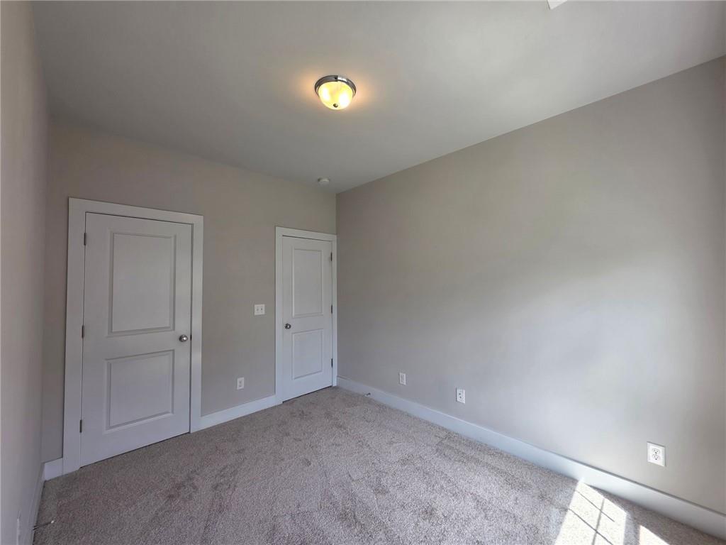 3779 Oxford Circle Property Photo 11