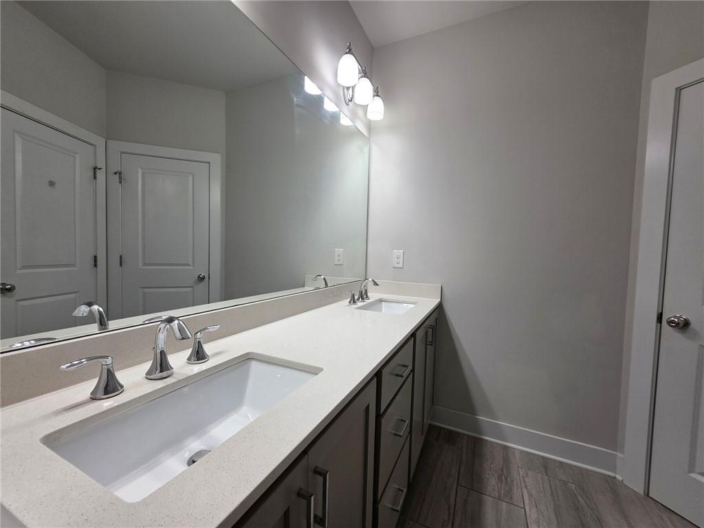 3779 Oxford Circle Property Photo 13