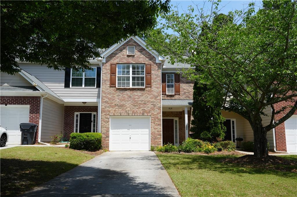 1577 River Main Court Property Photo 1