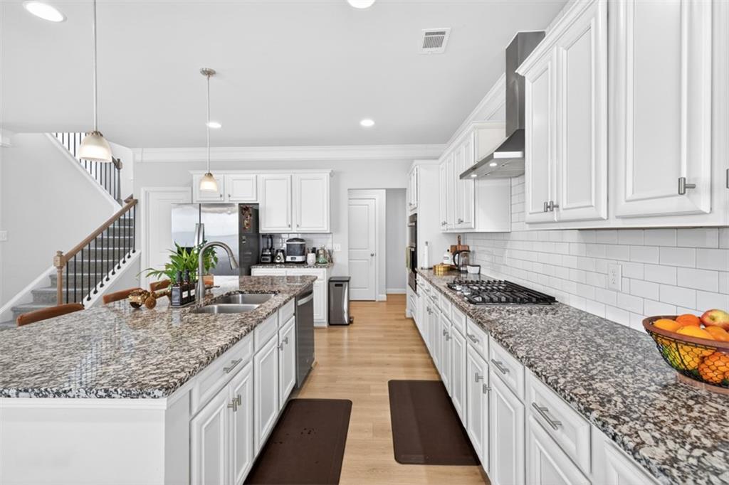 7774295 Property Photo 8